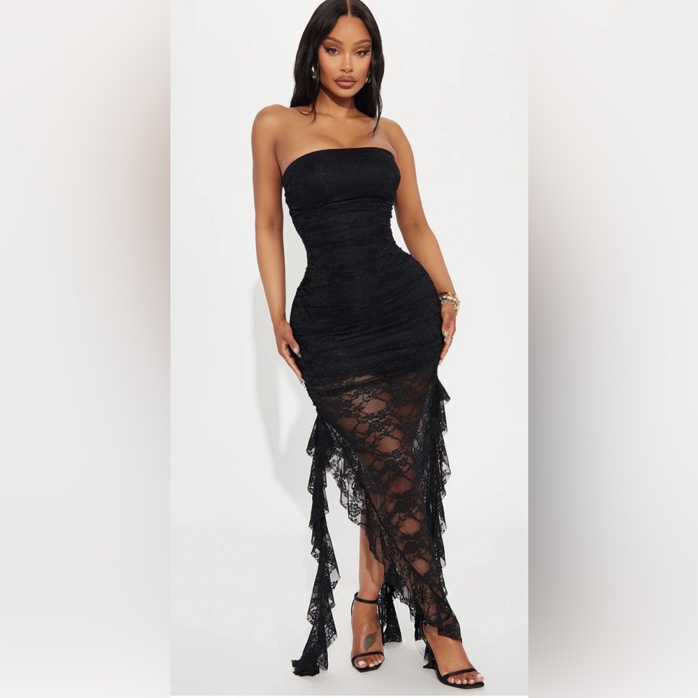 Fashion Nova Emilie Lace Maxi Dress - Black